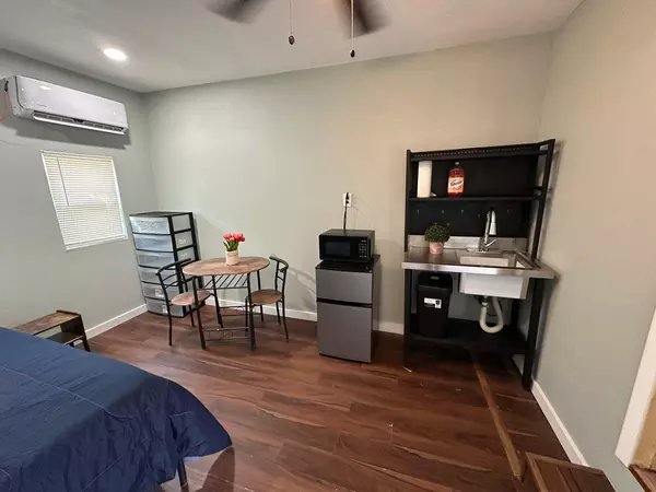 Coliving in Cedar Crest - Se Dallas, Dallas