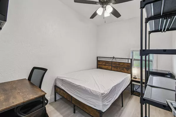 Coliving in Kenwood - Clearwater-St. Petersburg, Tampa