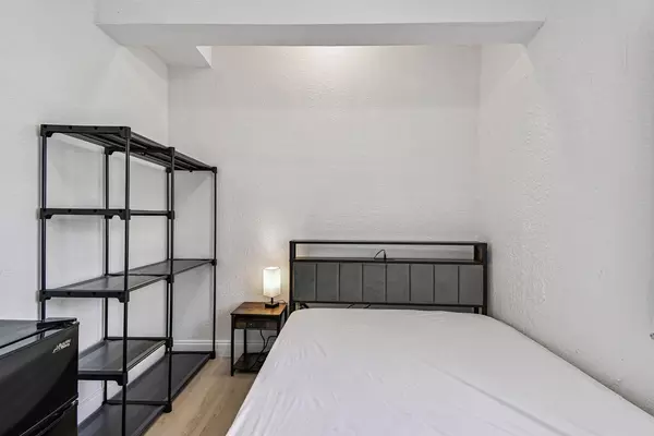 Coliving in Kenwood - Clearwater-St. Petersburg, Tampa
