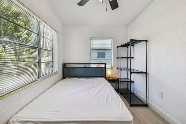 Coliving in Kenwood - Clearwater-St. Petersburg, Tampa