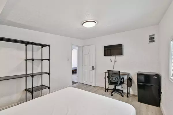 Coliving in Kenwood - Clearwater-St. Petersburg, Tampa