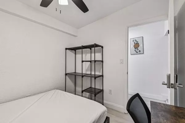 Coliving in Kenwood - Clearwater-St. Petersburg, Tampa