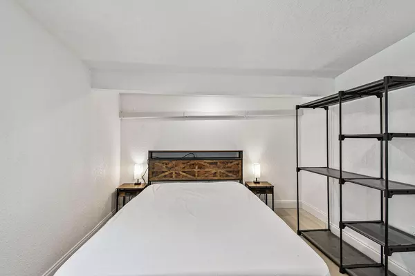 Coliving in Kenwood - Clearwater-St. Petersburg, Tampa