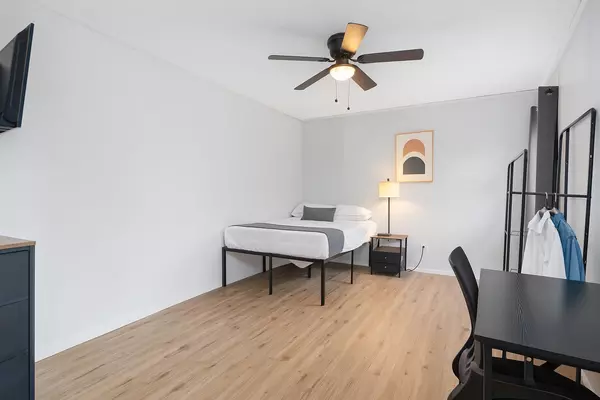 Coliving in Irving - Sw Dallas, Dallas