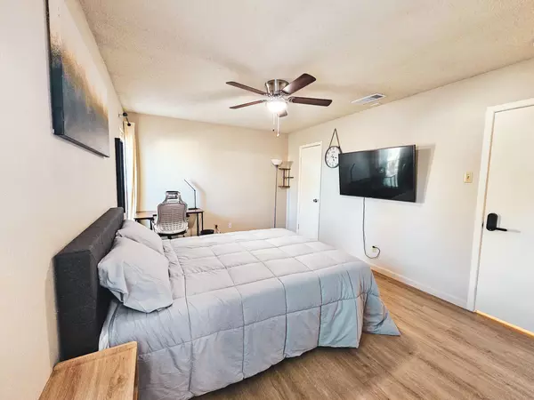 Coliving in Garland - Ne Dallas, Dallas