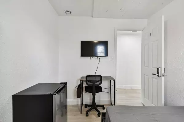 Coliving in Kenwood - Clearwater-St. Petersburg, Tampa