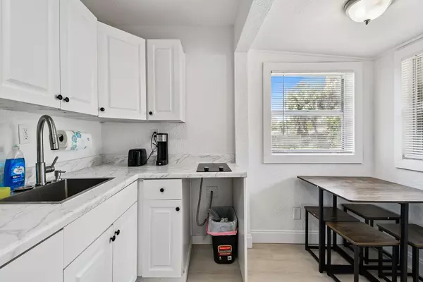 Coliving in Kenwood - Clearwater-St. Petersburg, Tampa