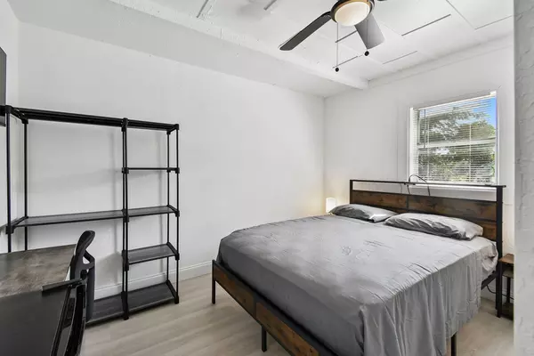 Coliving in Kenwood - Clearwater-St. Petersburg, Tampa