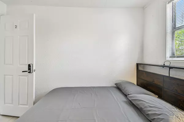 Coliving in Kenwood - Clearwater-St. Petersburg, Tampa