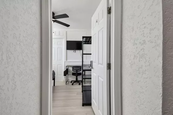 Coliving in Kenwood - Clearwater-St. Petersburg, Tampa
