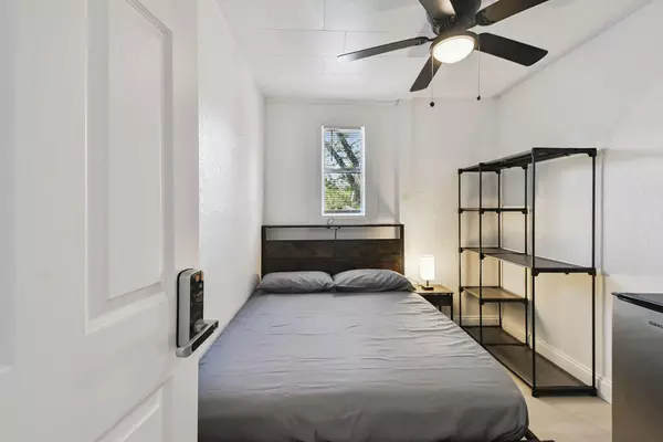 Coliving in Kenwood - Clearwater-St. Petersburg, Tampa
