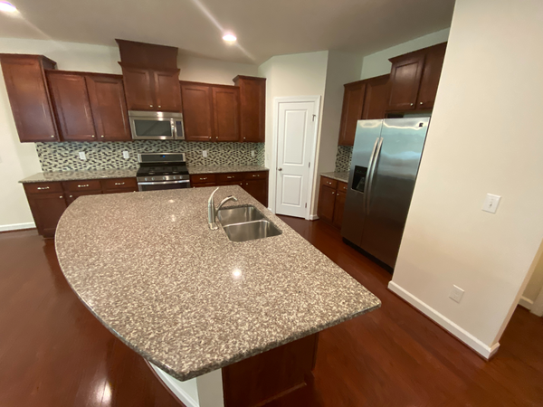Coliving in Apex - Outer Triangle, Raleigh
