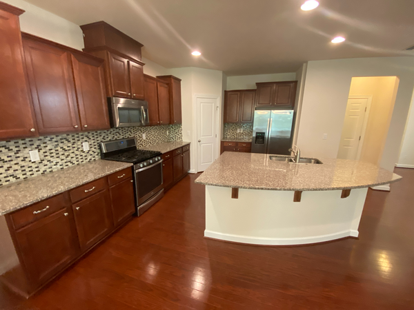 Coliving in Apex - Outer Triangle, Raleigh