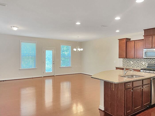 Coliving in Apex - Outer Triangle, Raleigh