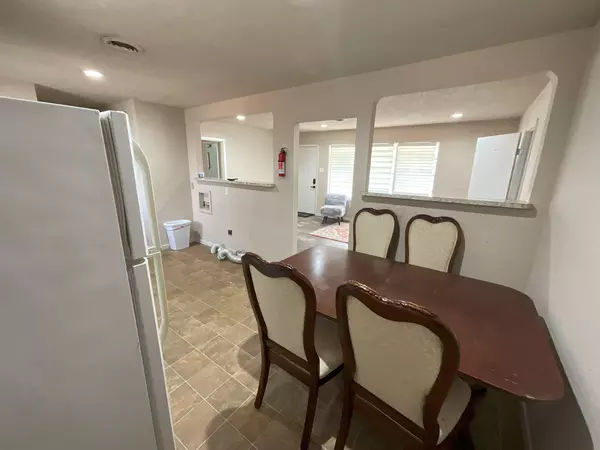 Coliving in Wolf Creek - Sw Dallas, Dallas