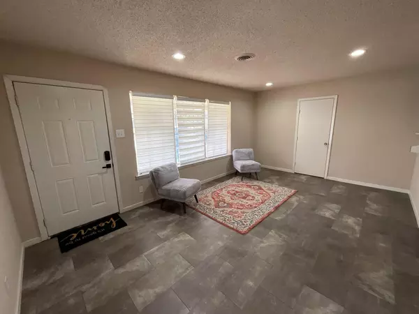 Coliving in Wolf Creek - Sw Dallas, Dallas