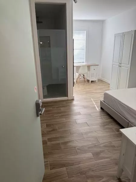 Coliving in Downtown St. Petersburg - Clearwater-St. Petersburg, Tampa