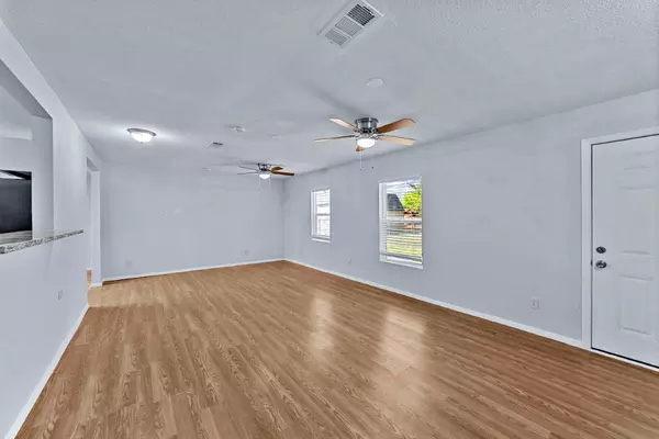 4 bedrooms apartment for rent in Haltom City - Forth Worth, Dallas