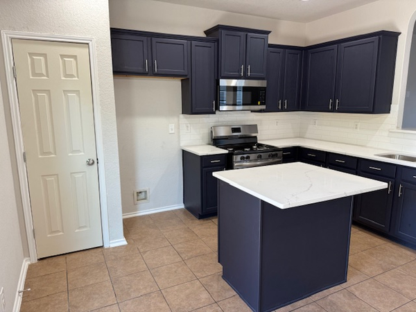 Coliving in Far West Side - West SATX, San Antonio
