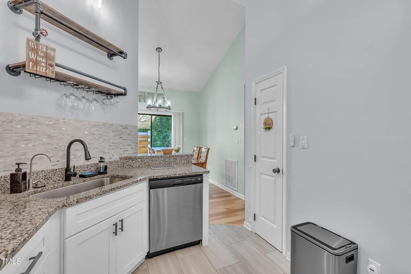 Coliving in King Charles - South Raleigh, Raleigh