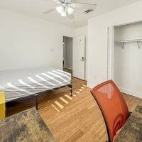 Coliving in Hollygrove - Uptown & Carrollton, New Orleans