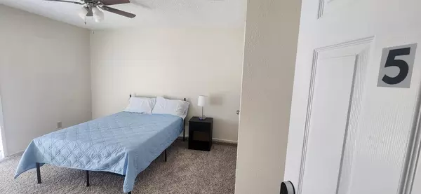 Coliving in DeSoto - Sw Dallas, Dallas