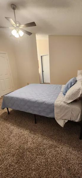 Coliving in DeSoto - Sw Dallas, Dallas