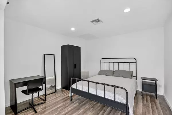 Coliving in West Palm Beach - Palm Beach County, Miami