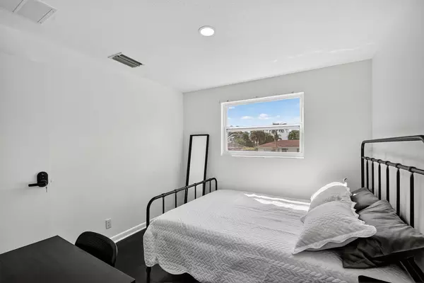Coliving in West Palm Beach - Palm Beach County, Miami