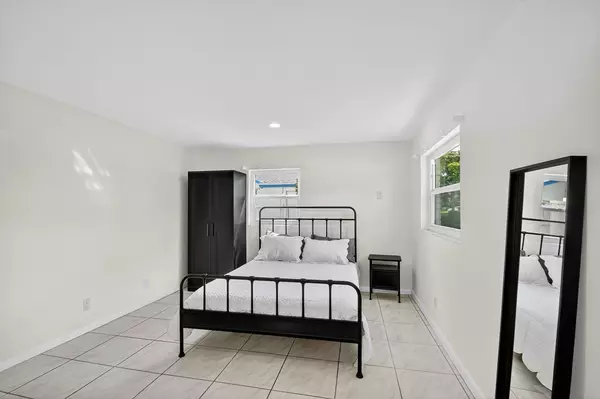 Coliving in West Palm Beach - Palm Beach County, Miami