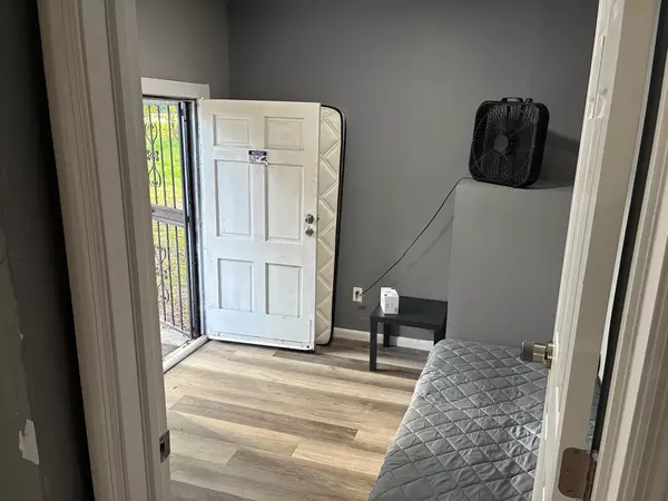 Coliving in Lake Forest - Northside, Jacksonville