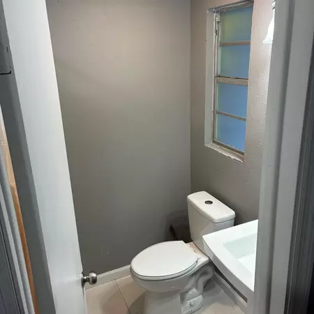 Coliving in Lake Forest - Northside, Jacksonville