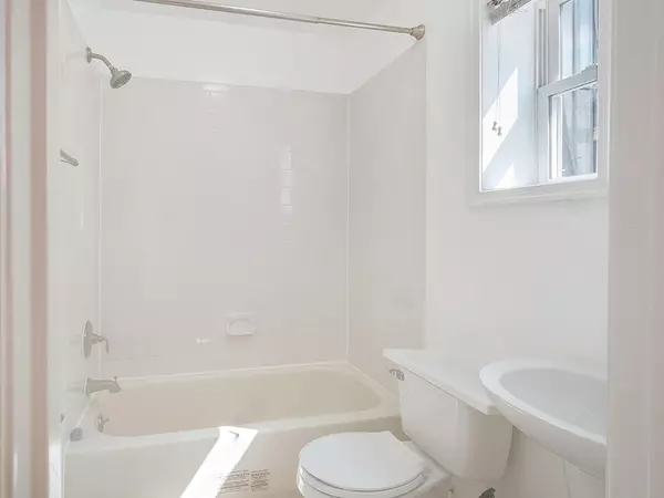 Coliving in Near Northeast - NE DC, Washington DC