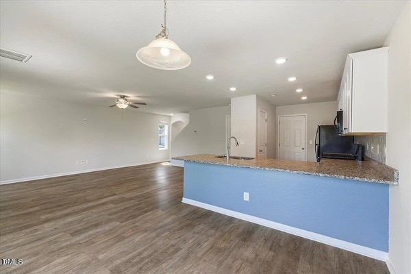 Coliving in Creedmoor - Outer Triangle, Raleigh