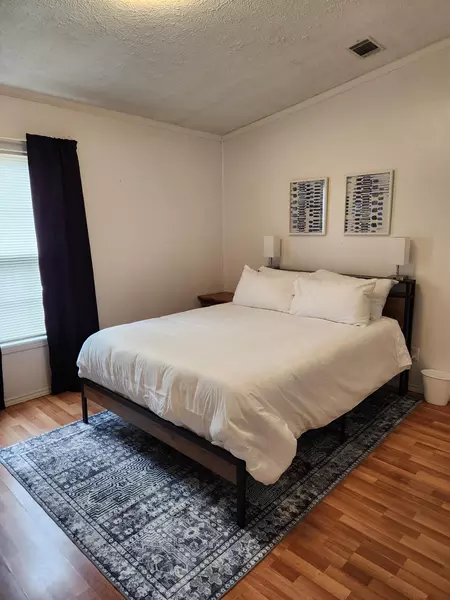 Coliving in West Arlington - Arlington, Dallas