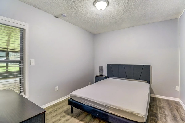 Coliving in Garden City JAX - Northside, Jacksonville