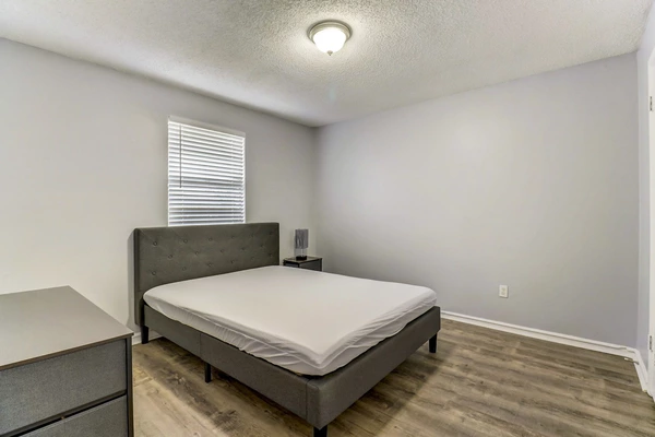 Coliving in Garden City JAX - Northside, Jacksonville