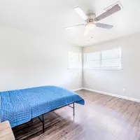 Coliving in Greater Hobby Area - Se Houston, Houston