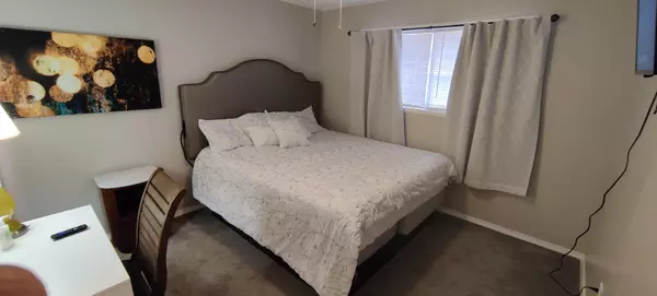 Coliving in Spring Branch Central - Nw Houston, Houston