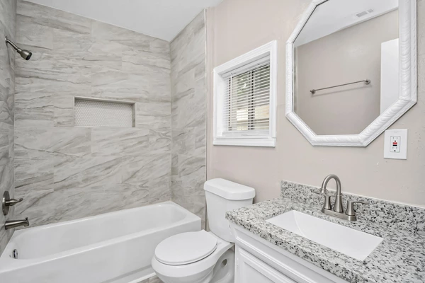Coliving in Spring Branch Central - Nw Houston, Houston