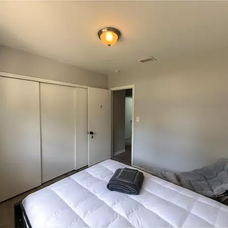 Coliving in Ybor City - Central Tampa, Tampa