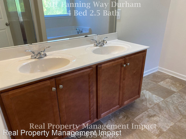 Coliving in Trinity Park - Durham, Raleigh