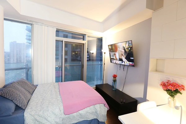 Coliving in Harbourfront - Downtown TO, Toronto