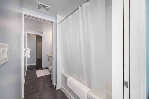 Coliving in Harbourfront - Downtown TO, Toronto