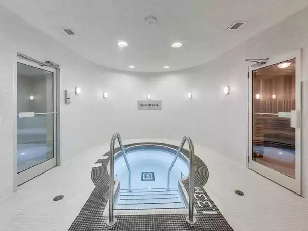 Coliving in Harbourfront - Downtown TO, Toronto