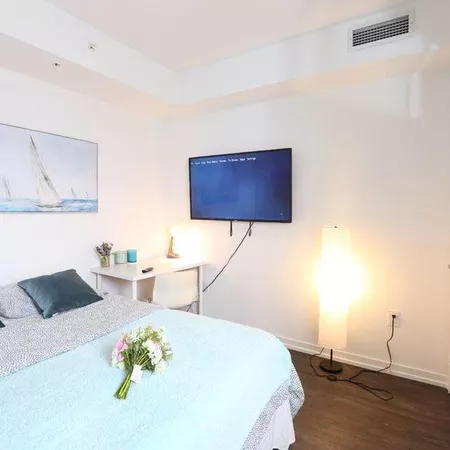 Coliving in Harbourfront - Downtown TO, Toronto