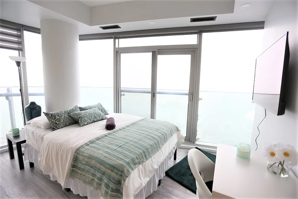 Coliving in Harbourfront - Downtown TO, Toronto