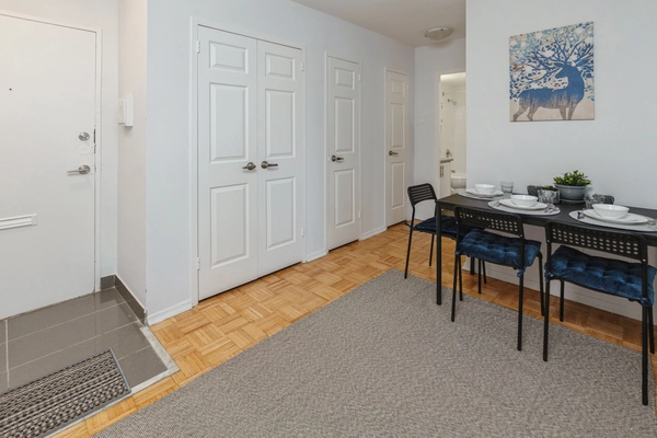 Coliving in Church-Wellesley - Downtown TO, Toronto