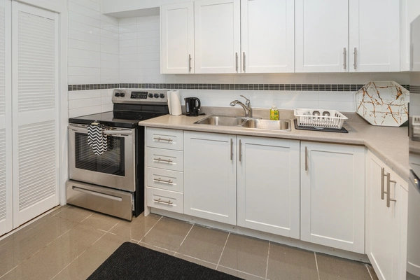 Coliving in Church-Wellesley - Downtown TO, Toronto