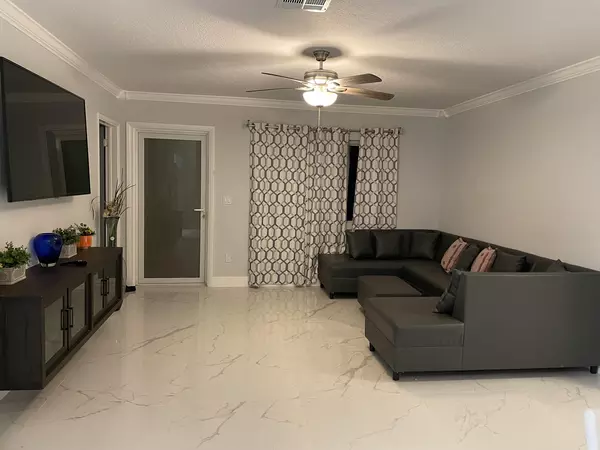 Coliving in West Park - Broward County, Miami